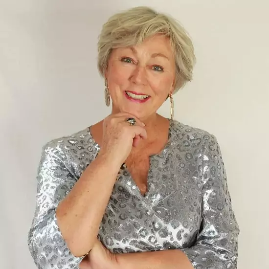 Stunning Low Maintenance Hairstyles For Women Over 70