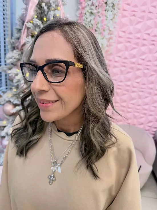 Best Gray Hairstyles For Women Over 50