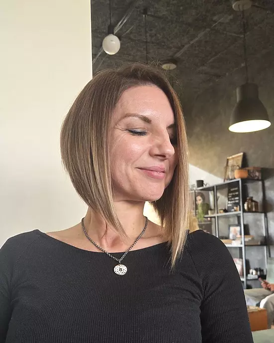 Stunning Bob Hairstyles For Women Over 40