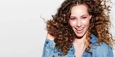 short curly hairstyles
