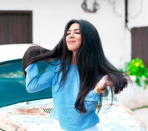 How To Get Strong And Healthy Hair NATURALLY