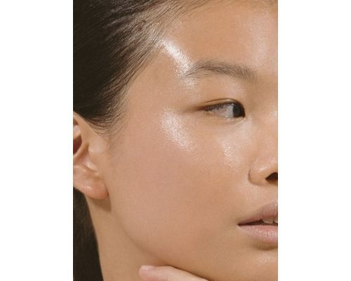 7 Most Effective Home Remedies To Get Glass Skin At Home