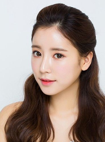 9 Best Korean Beauty Products You Should Be Using For A Perfect Skin