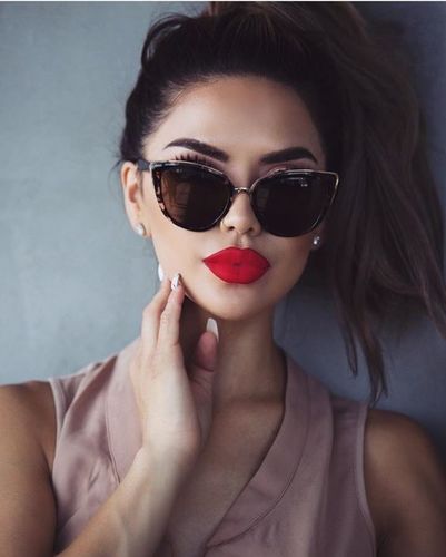 How To Get Pouty Lips Naturally