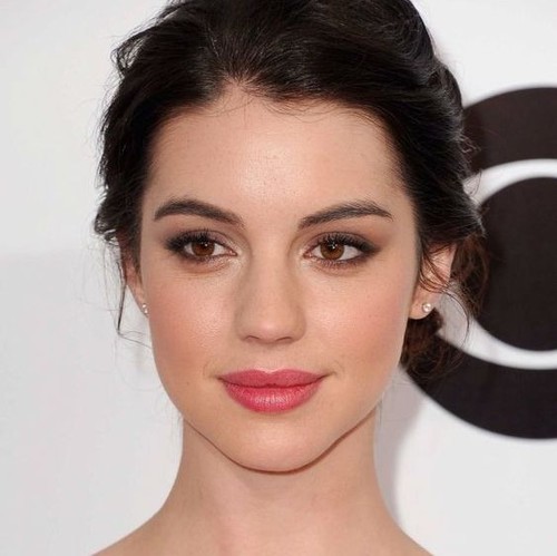 Top 13 Ways To Look Younger With Makeup