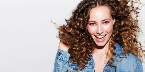 short curly hairstyles