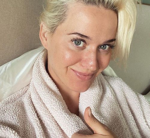 15 Katy Perry No makeup