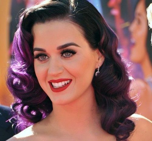 5 Katy Perry Best looks