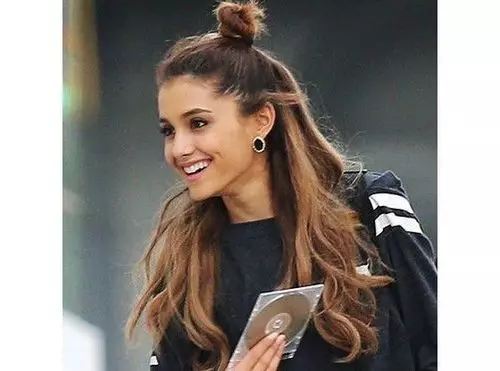 13_Ariana_Grande_No_Makeup