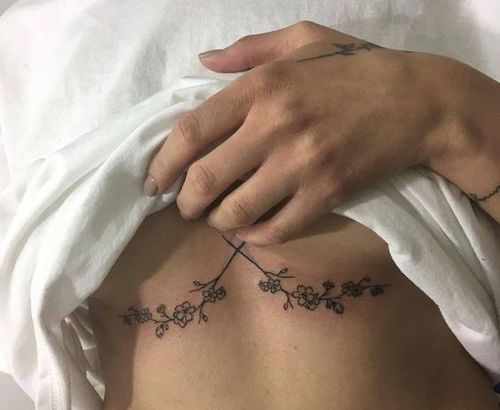 40 Attractive Underboob Tattoo Designs for Females