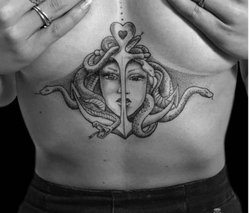 19_Under_Boob_Tattoo_Designs