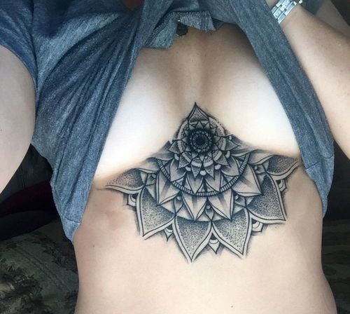 71_Under_Boob_Tattoo_Designs