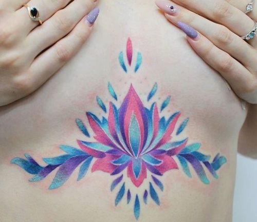 73_Under_Boob_Tattoo_Designs