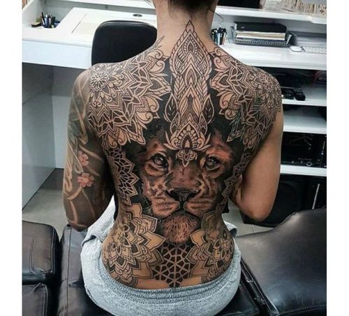 25 Beautiful Back Tattoo Ideas for Women in 2023