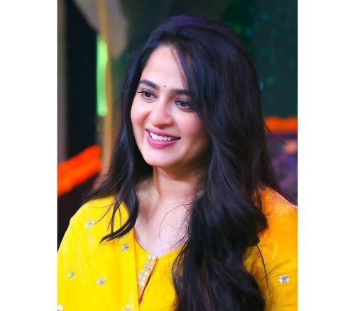 Anushka Shetty out of Prabhas starrer Saaho and the reason is shocking –  India TV