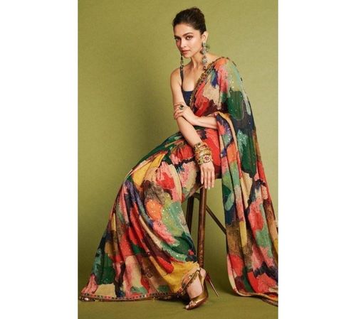 13_Deepika_Padukone_In_Saree