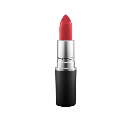 14_Best_Red_Lipstick_For_Indian_Skin