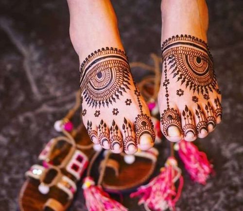 24_Simple_Mehndi_Design