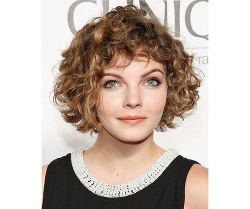 Can You Pull Off Short Type 3 Hair? | NaturallyCurly.com