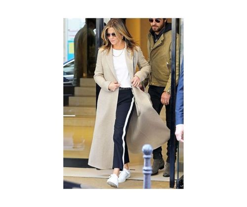 2_Jennifer_Aniston_Outfits