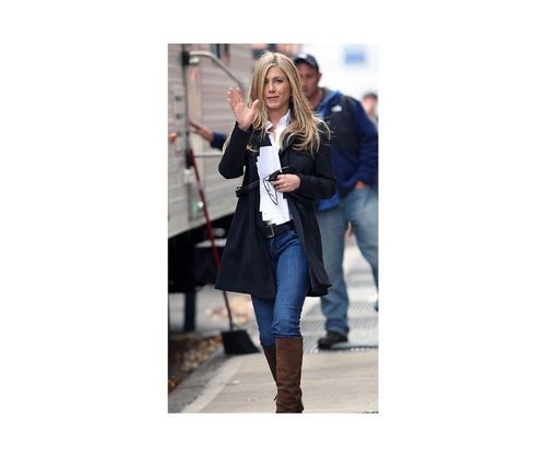 22_Jennifer_Aniston_Outfits