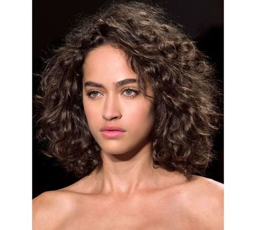 19_Bob_Cut_For_Curly_Hair