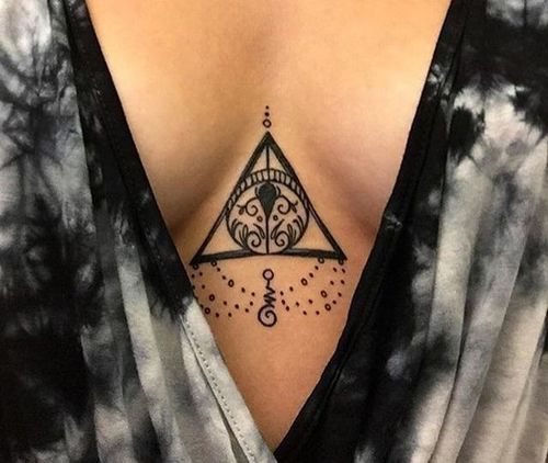 37_Breast_Tattoo_Designs