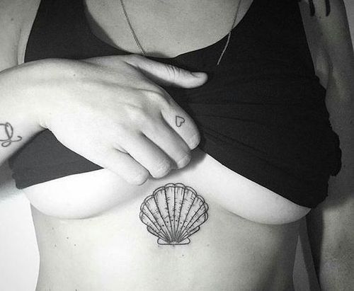 5_Breast_Tattoo_Designs