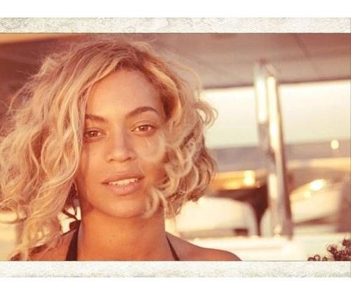 22_Beyonce_No_Makeup