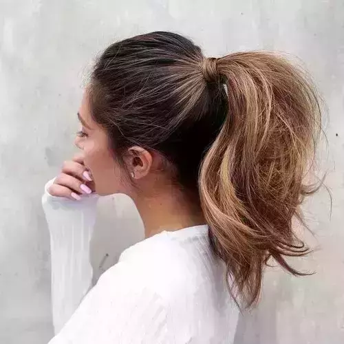 https://www.instagram.com/p/BYUH6YGHq-q/?tagged=highponytail
