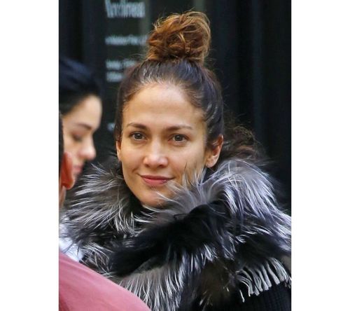 1_JLo_No_Makeup