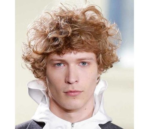 16_Short_Curly_Hairstyles_For_Men