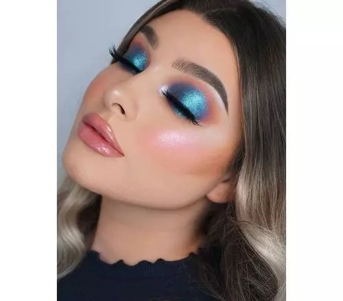 6_Blue_Eyeshadow_Looks