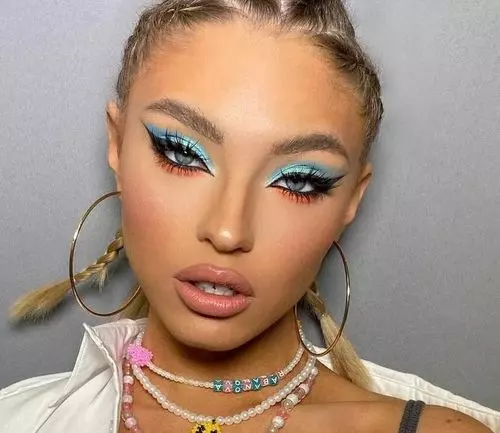 21 Blue Eyeshadow Looks 