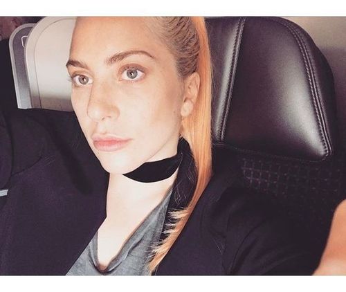 21_Lady_Gaga_No_Makeup