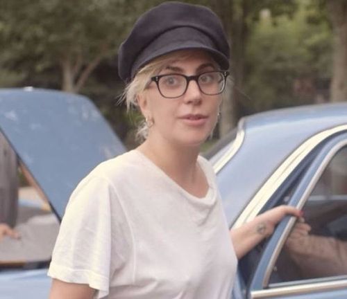 29_Lady_Gaga_No_Makeup