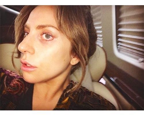 34_Lady_Gaga_No_Makeup
