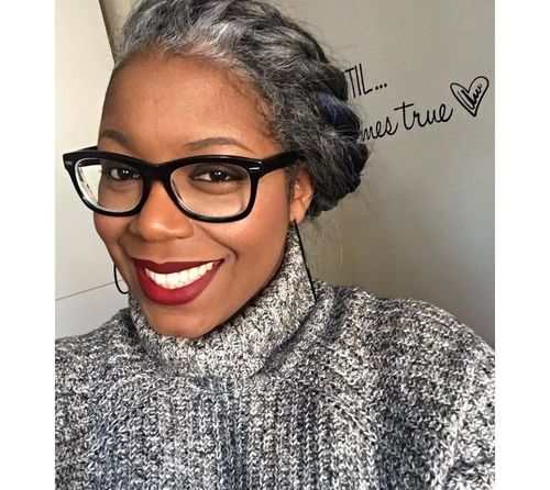 15_Hairstyles_For_Over_50_With_Glasses