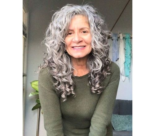 Aggregate more than 145 grey long curly hair best