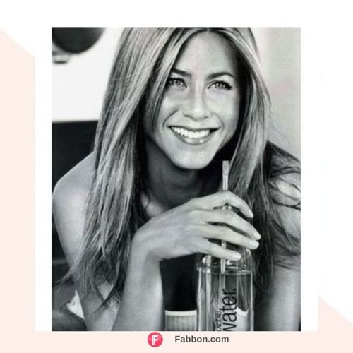 jennifer-aniston-water-intake