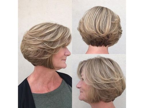 30 Flattering Layered Bob Hairstyles for Women Over 50