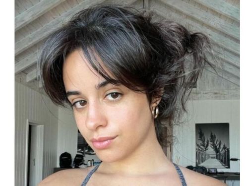 camila-cabello-no-makeup-selfie