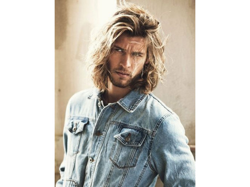 25 Best Long Curly Haircuts For Men - 2022 (2)