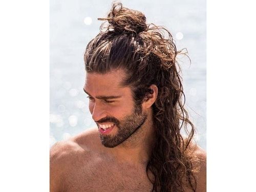 half-up-half-down-hairstyle-for-long-hair-for-men
