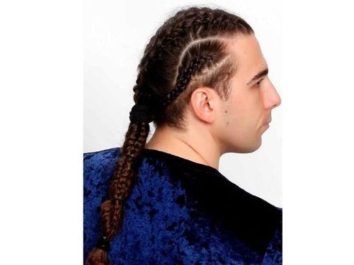 fishtail-braids-for-long-haired-men
