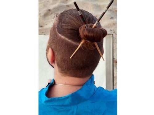 samurai-hairstyle-for-men