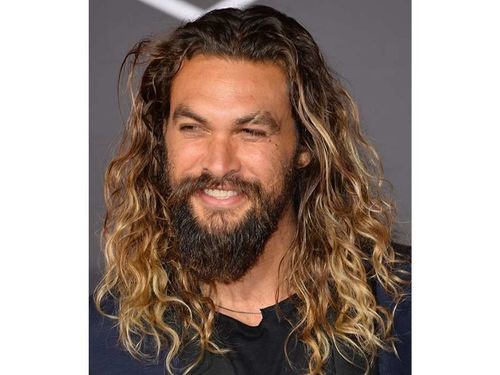 aquaman-long-curls-for-men