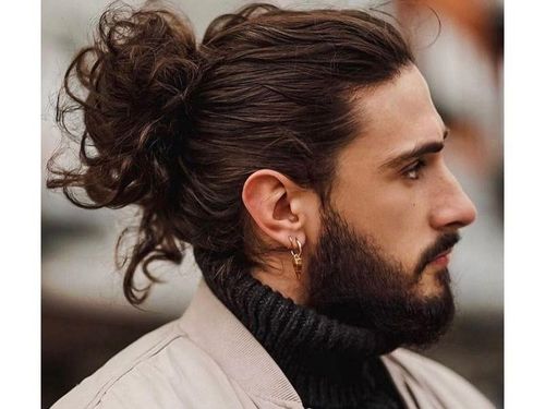 long-curly-hair-for-men