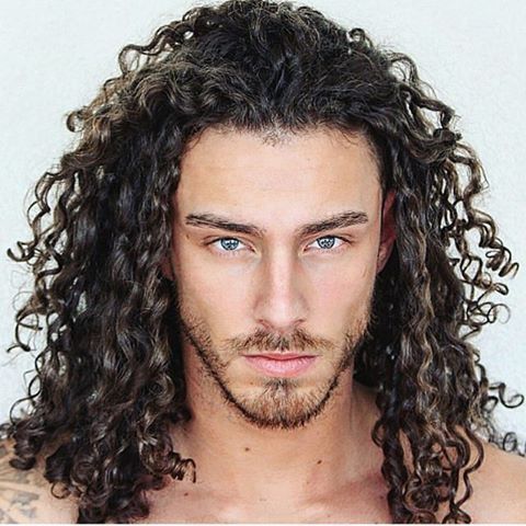 overgrown-curly-long-hair-for-men