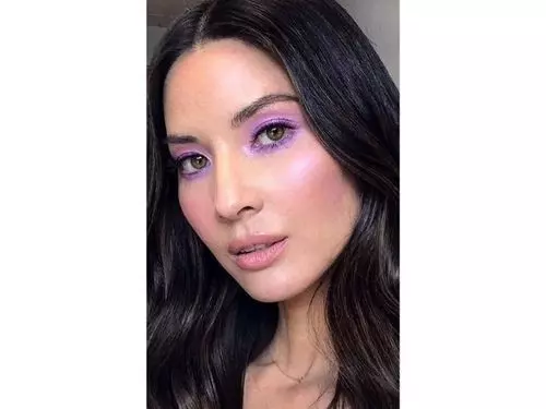 hues of violet eyeshadow look 